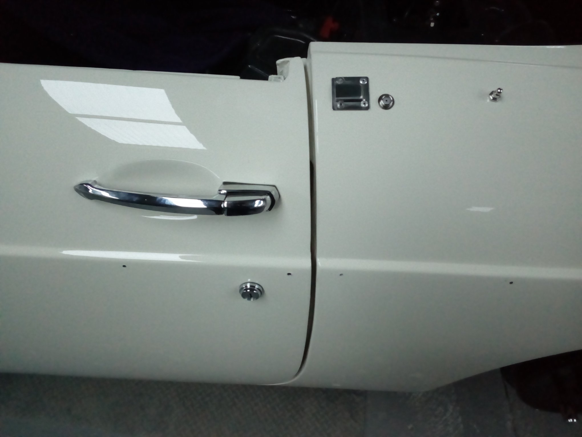 MGB door gap